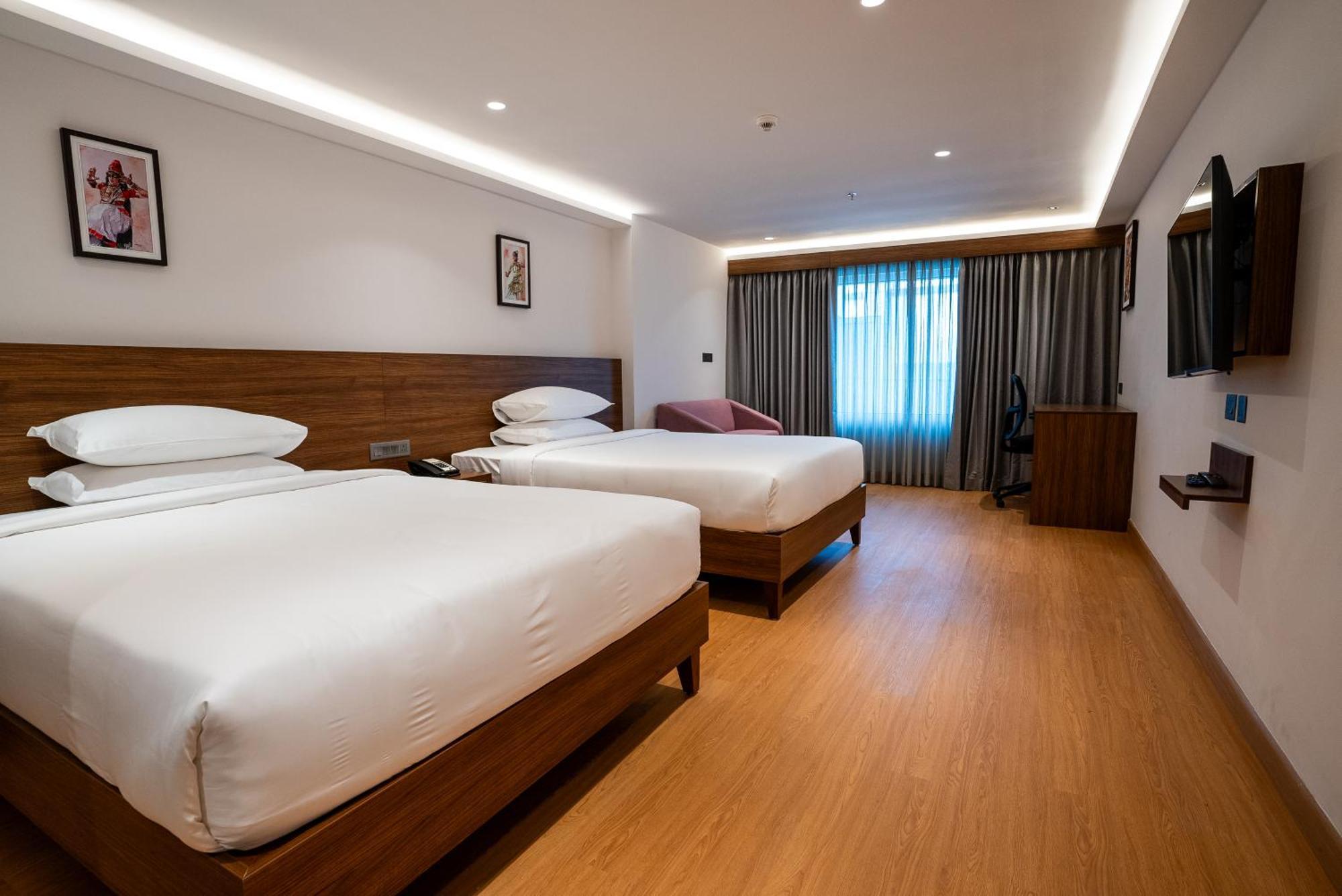 Lilac Hotel Guruvāyūr מראה חיצוני תמונה