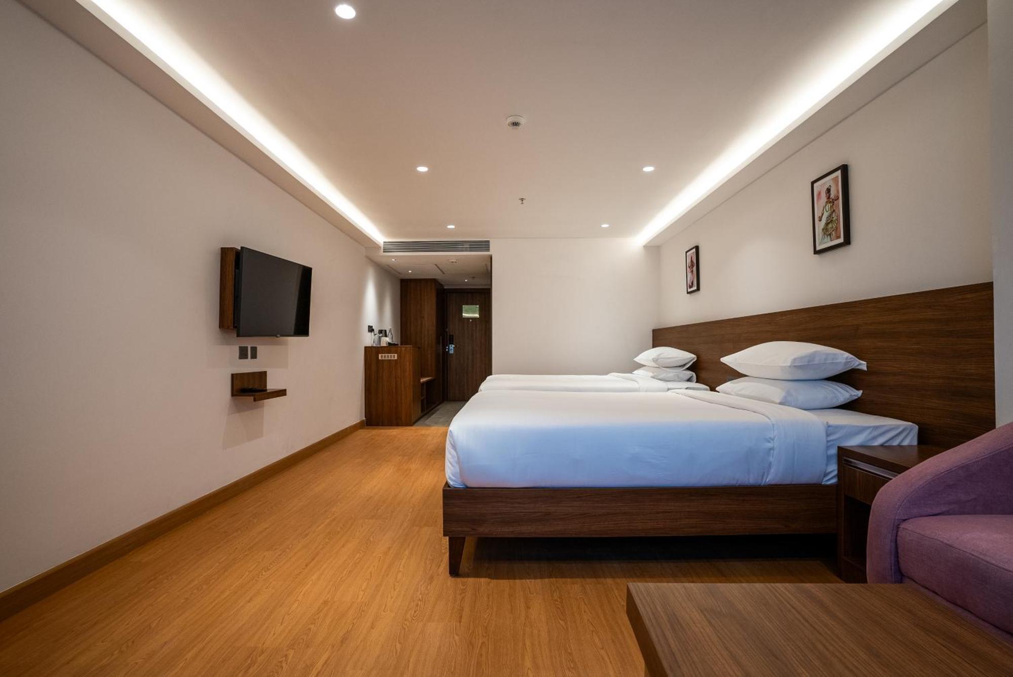 Lilac Hotel Guruvāyūr מראה חיצוני תמונה